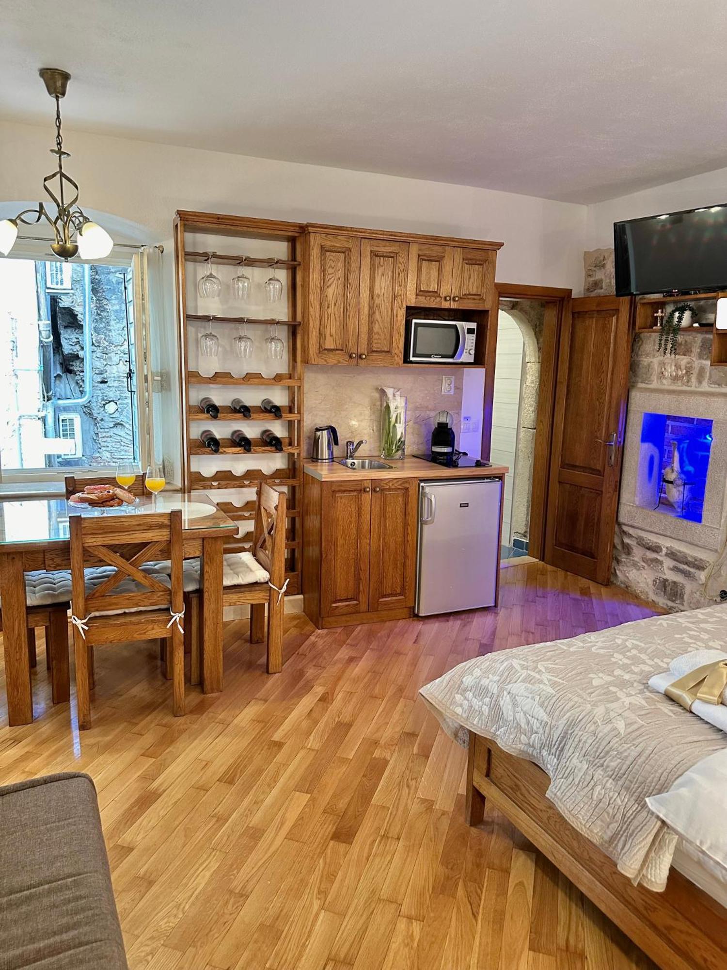 Diocletian Wine Studio Apartment II 스플리트 외부 사진